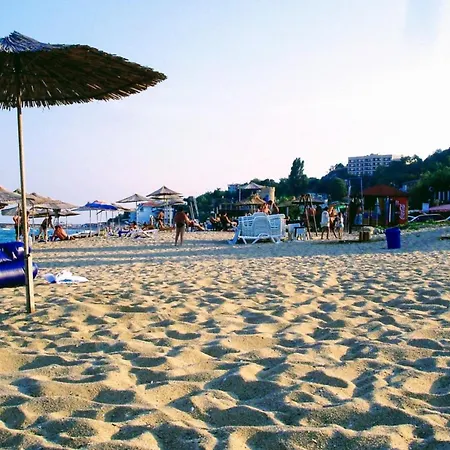 Lovely Nest With Glass Veranda Apartment Varna