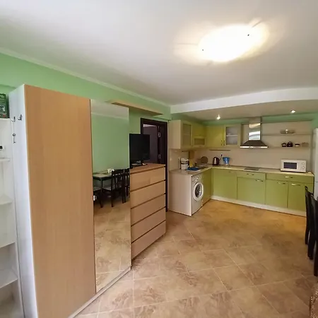 Lovely Nest With Glass Veranda * Varna